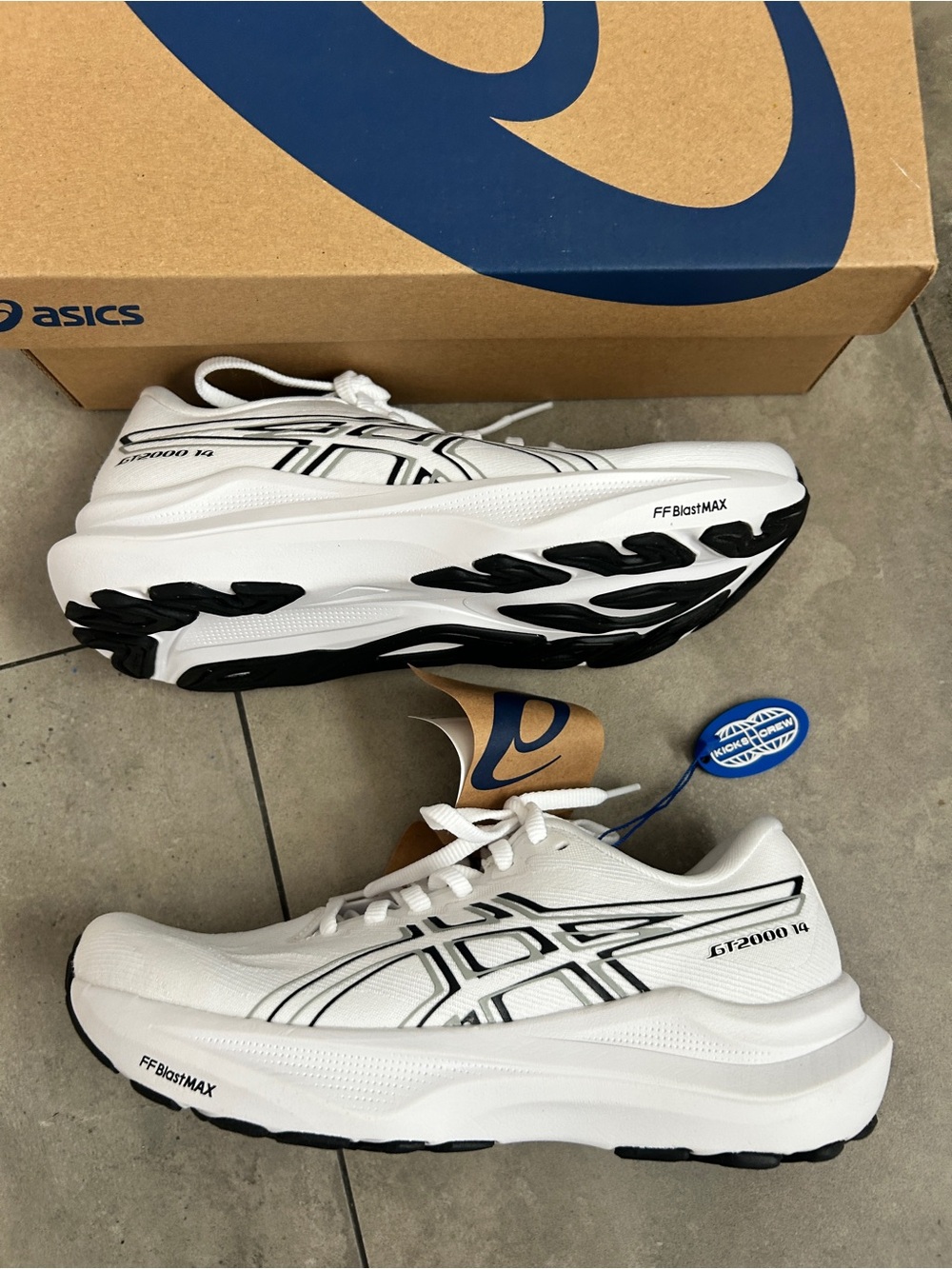 NEW ASICS Women's GT-2000 14 Running Shoes white black 6 - Picture 6 of 8